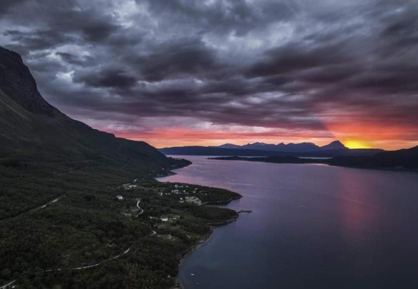 Koselig Leilighet I Narvik Sentrum 5 Soveplasser Gratis Parkering Og Gratis Internett Exterior foto